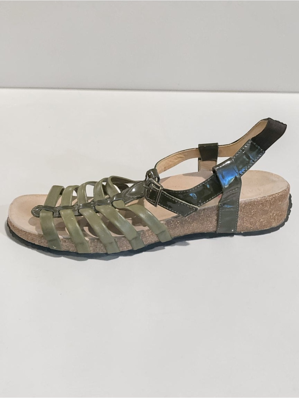 HAFLINGER Dahlia Green Leather & Patent Strappy Gladiator Sandals Sz 40 EU; 9 US